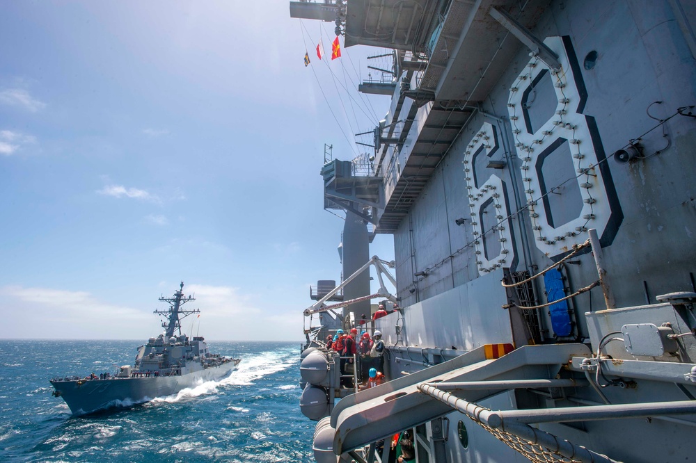 USS Decatur Approaches USS Nimitz For Fueling At Sea