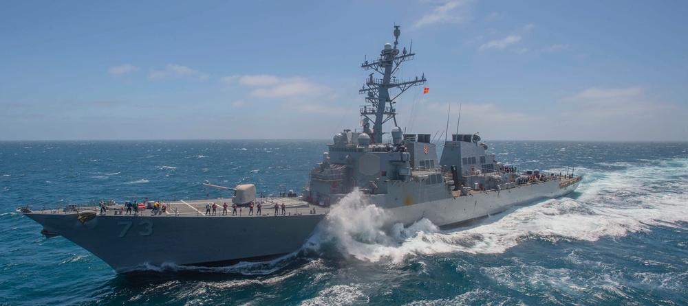 USS Decatur Approaches USS Nimitz For Fueling At Sea