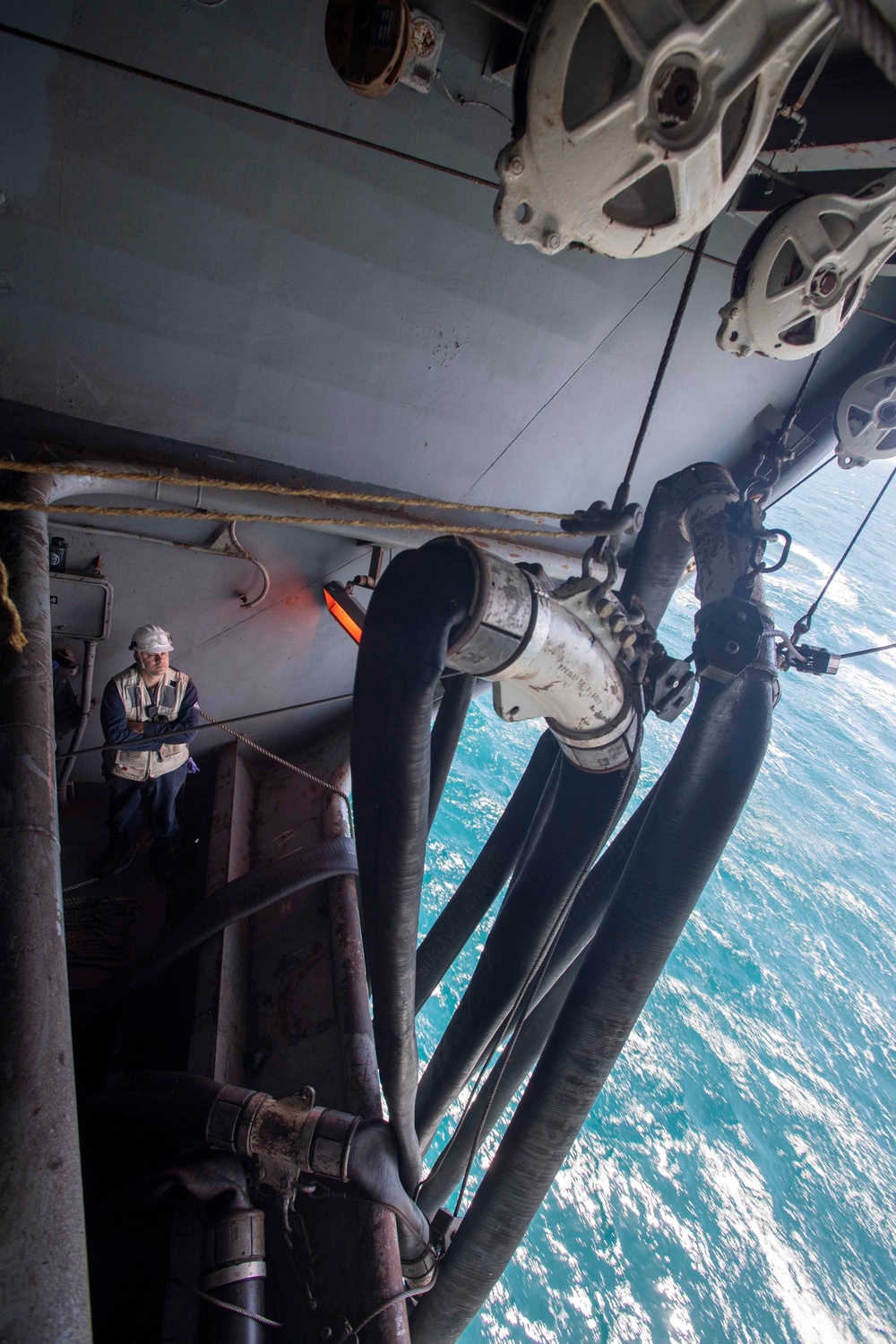 DVIDS - Images - Refueling At Sea [Image 6 of 22]