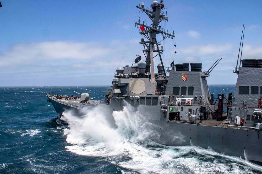 USS Nimitz Refuels USS Decatur