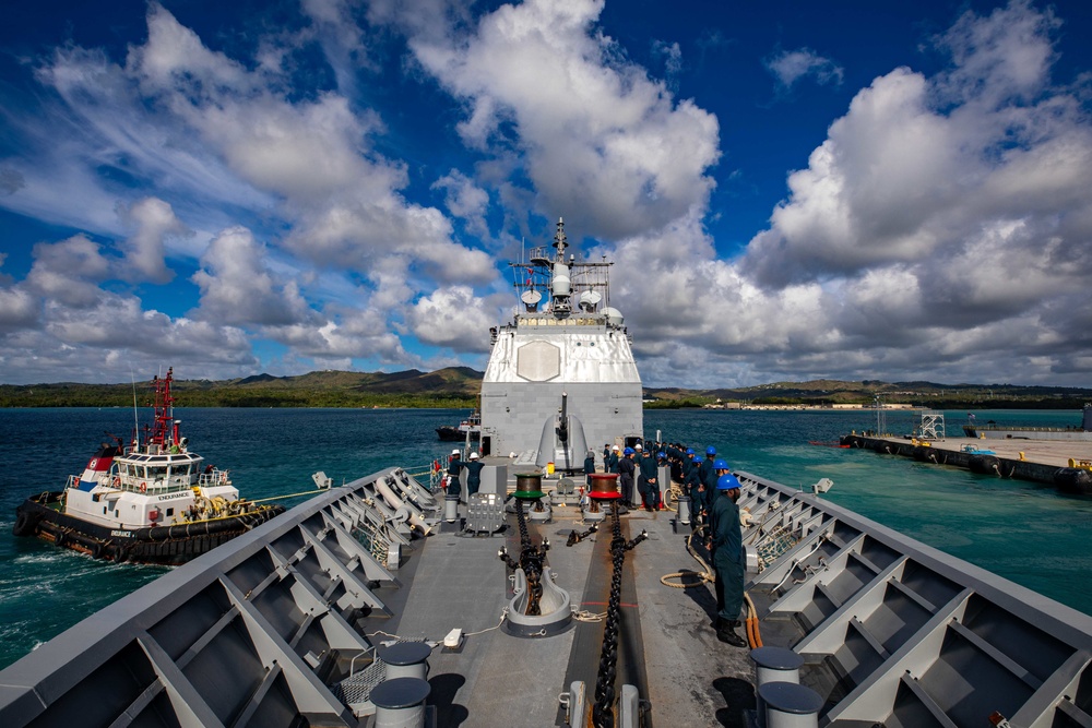 USS Chancellorsville Conducts a Sea and Anchor