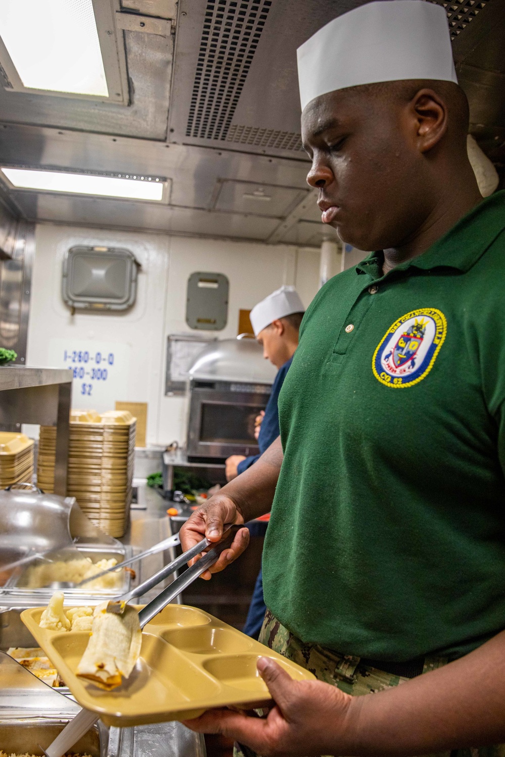 USS Chancellorsville Serves Lunch