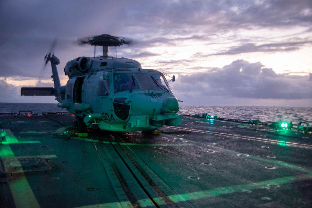 USS Jason Dunham (DDG 109) Conducts Pre-Flight Checks