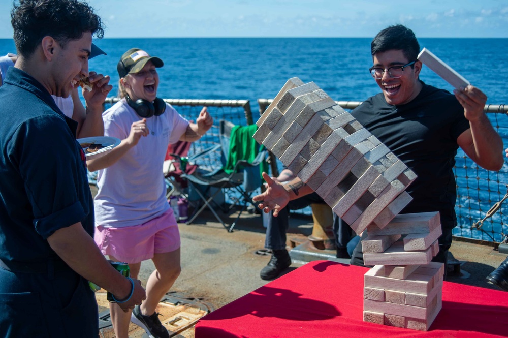 USS Jason Dunham (DDG 109) MWR Steel Beach Picnic