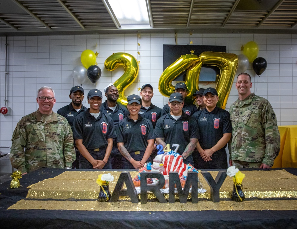 247th Army birthday cake cutting ceremony