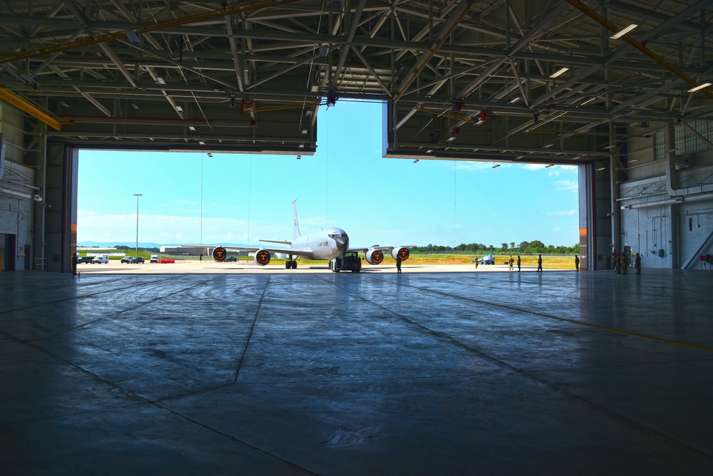 134th ARW opens $31 million hangar, vies for next-gen refueling tanker