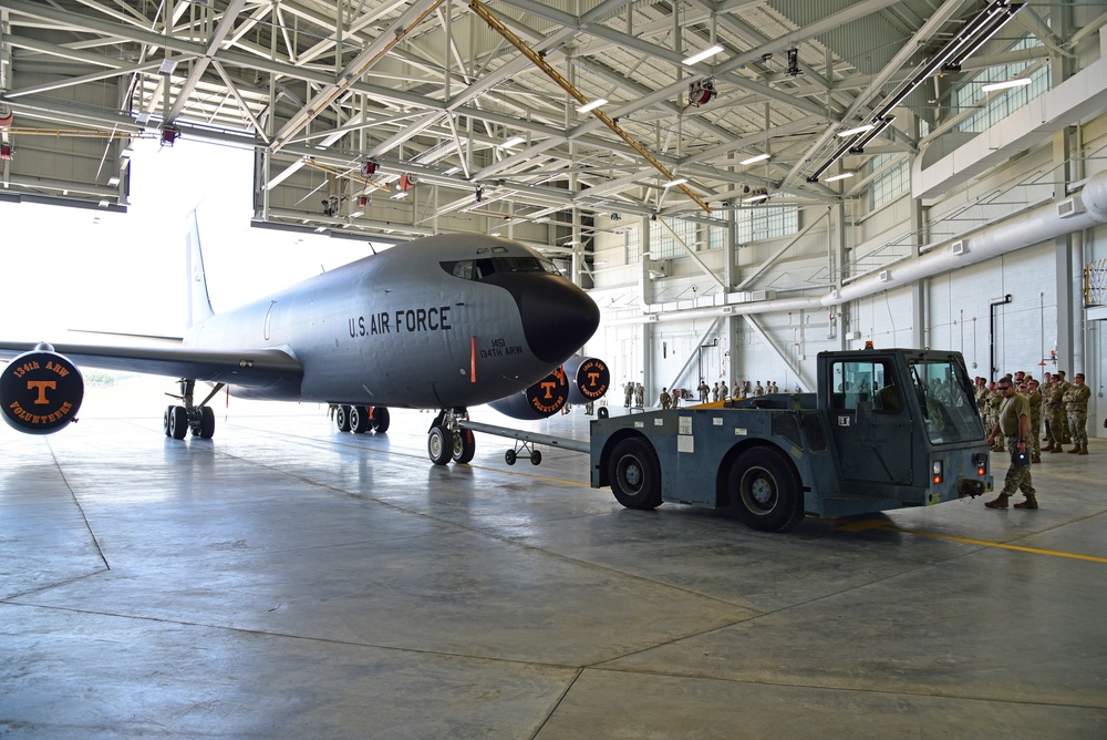 134th ARW opens $31 million hangar, vies for next-gen refueling tanker