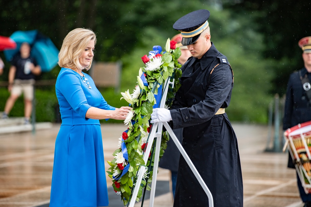 U.S. Army 247th Birthday Wreath-Laying at the Tomb of the Unknown Soldier