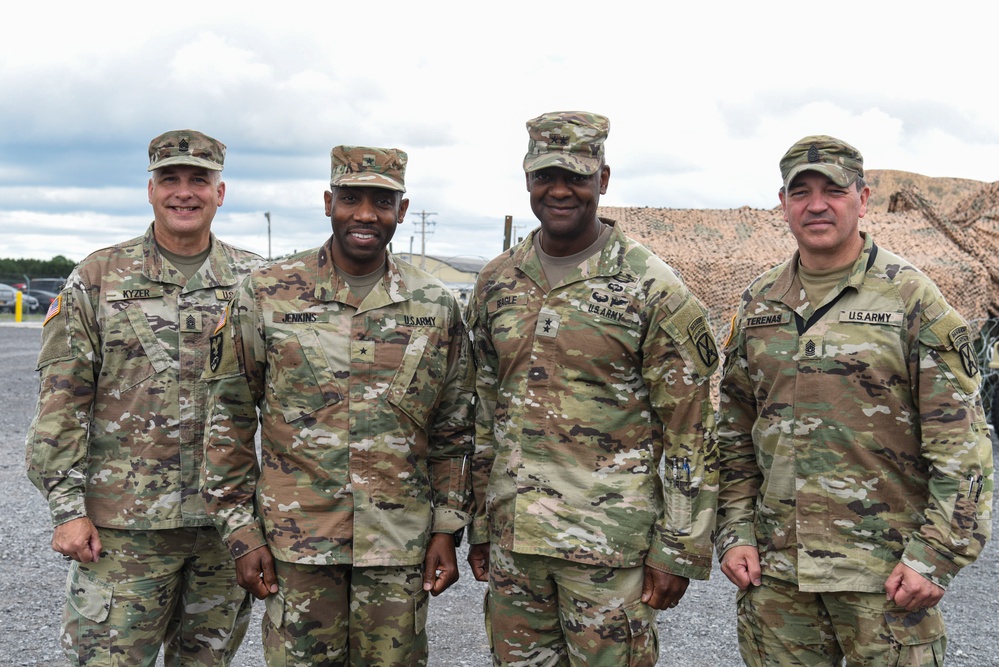 South Carolina National Guard Leadership visit the 218th MEB During War Fighter Exercise