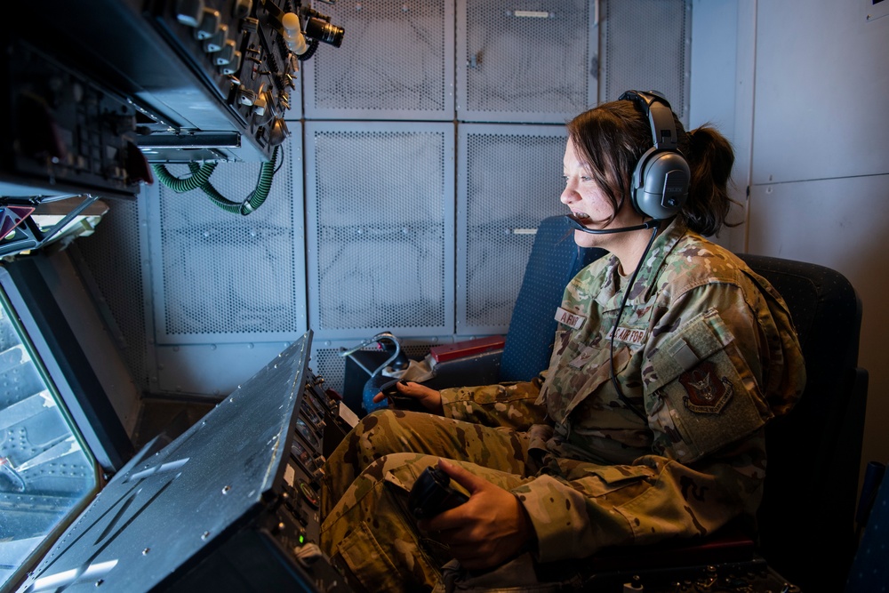 76th Air Refueling Squadron Mid-flight Refuel