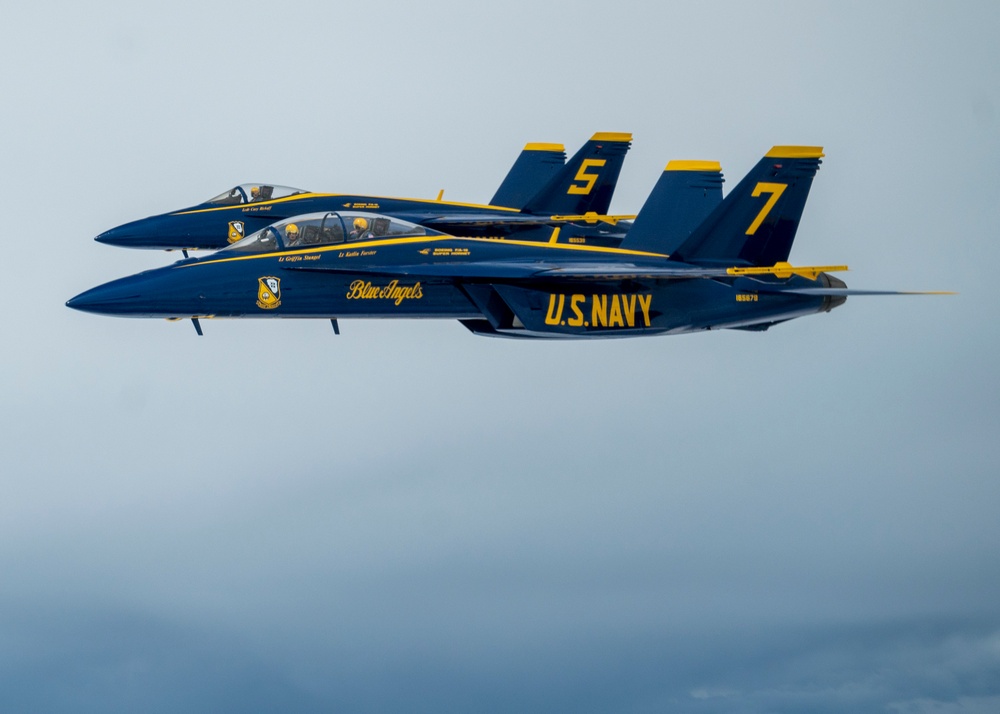 916th ARW KC-46 aerial refuels Blue Angels