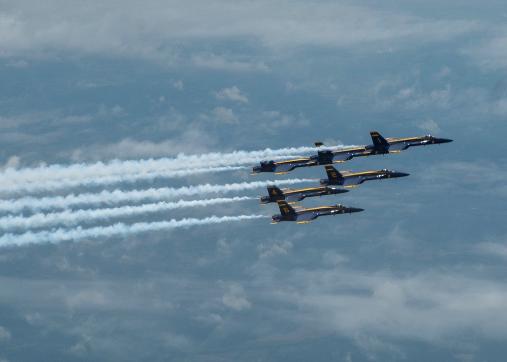 916th ARW KC-46 aerial refuels Blue Angels