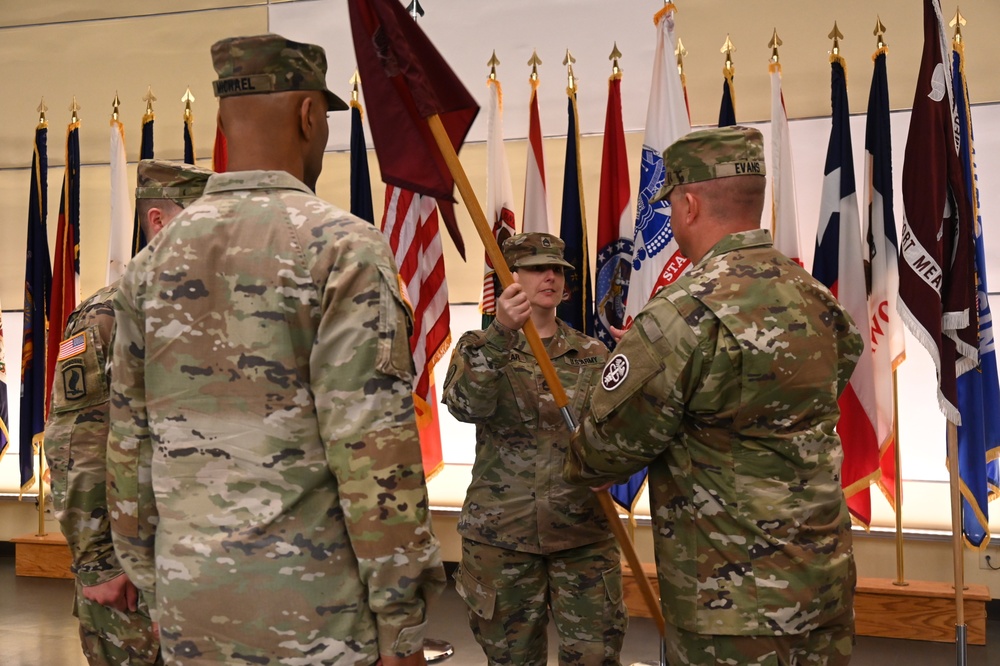 DVIDS - Images - Barquist Army Health Clinic Change of Command [Image 2 ...