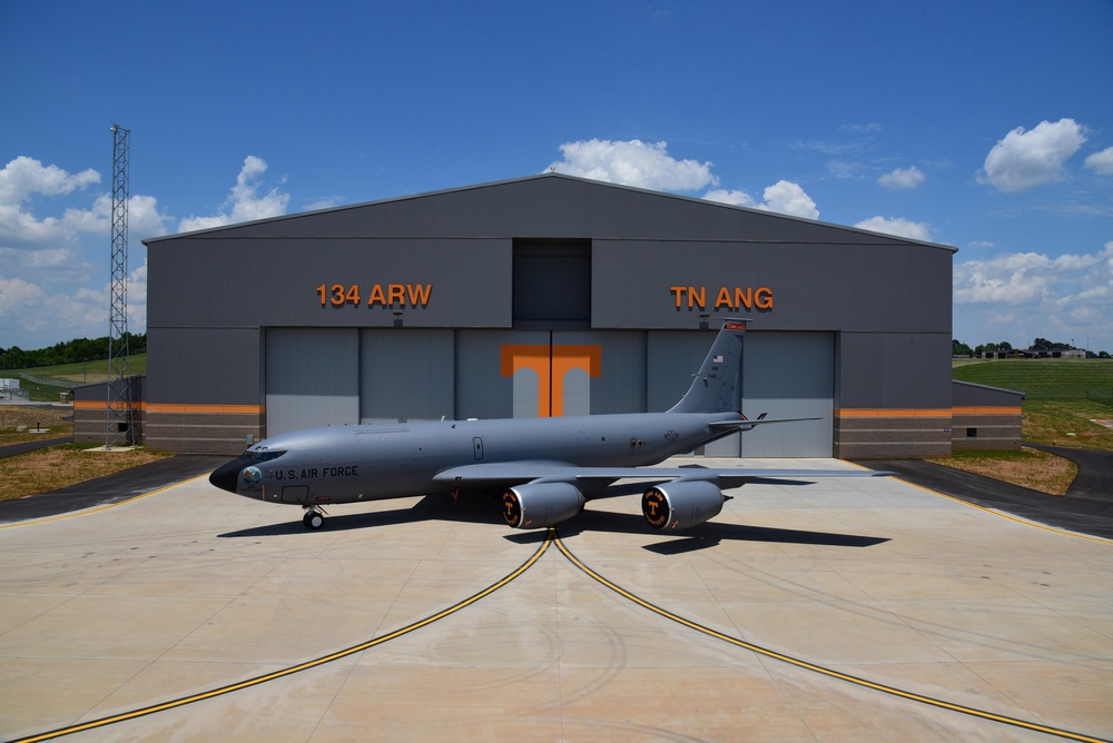 134th ARW opens $31 million hangar, vies for next-gen refueling tanker