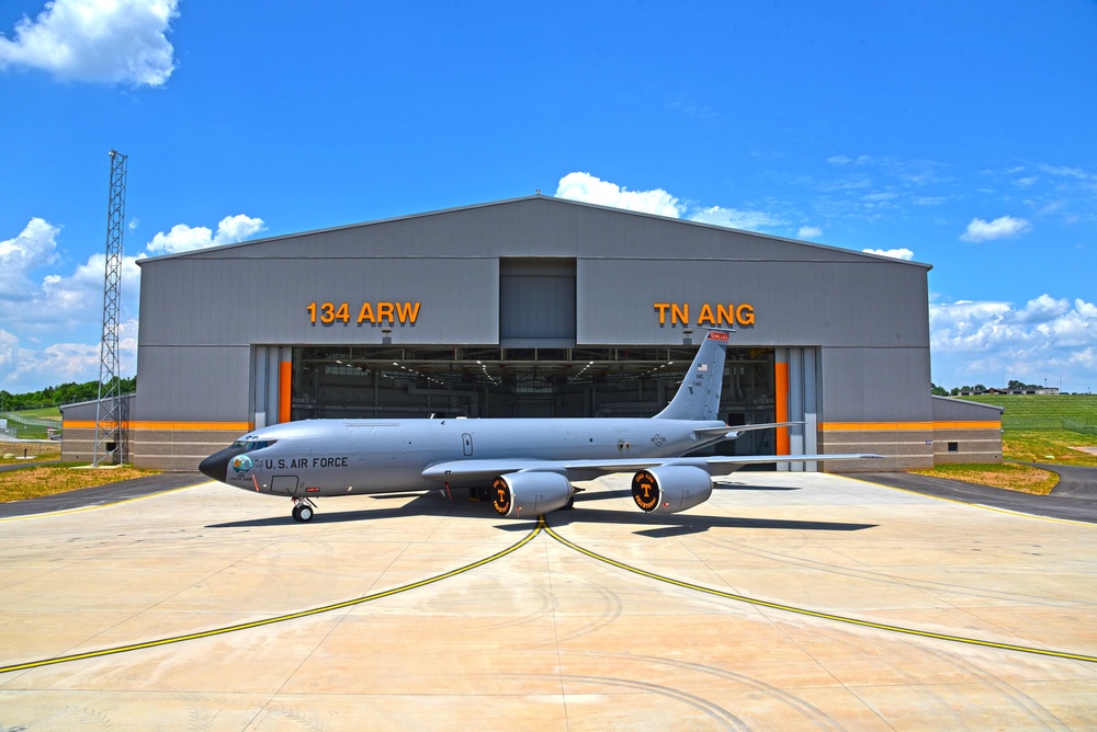 134th ARW opens $31 million hangar, vies for next-gen refueling tanker