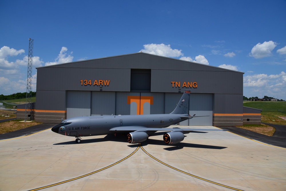 134th ARW opens $31 million hangar, vies for next-gen refueling tanker