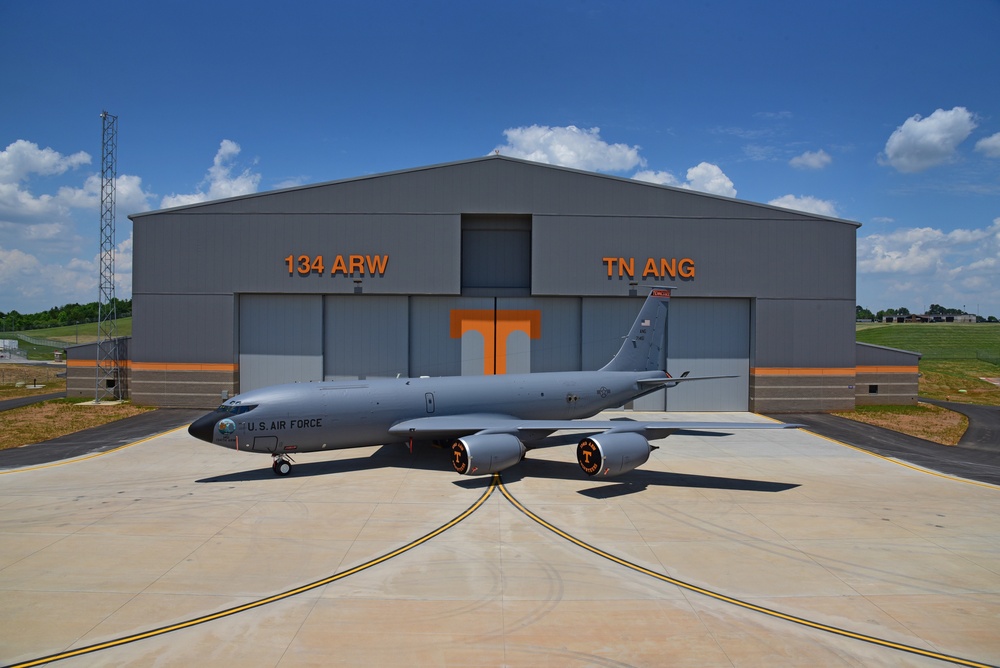 134th ARW opens $31 million hangar, vies for next-gen refueling tanker