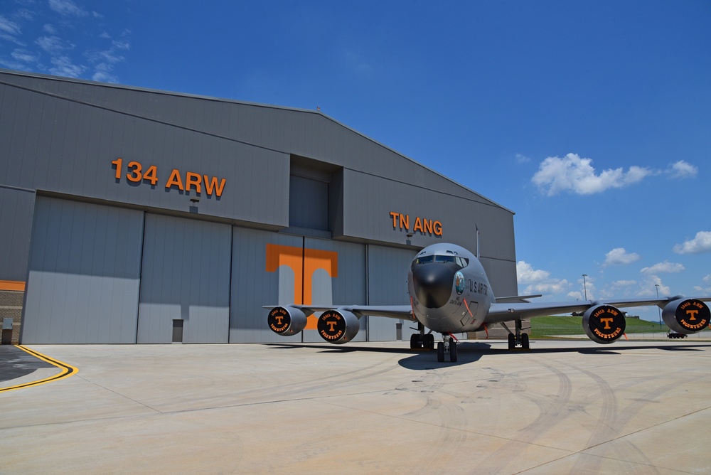 134th ARW opens $31 million hangar, vies for next-gen refueling tanker