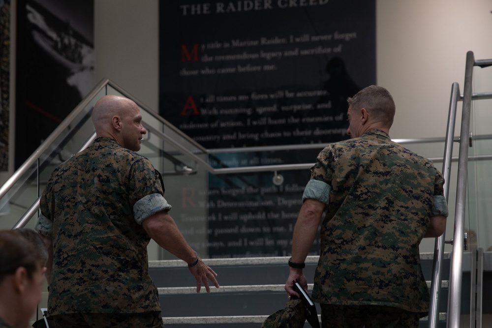 Lt. Gen. Bellon visits Marine Forces Special Operations Command