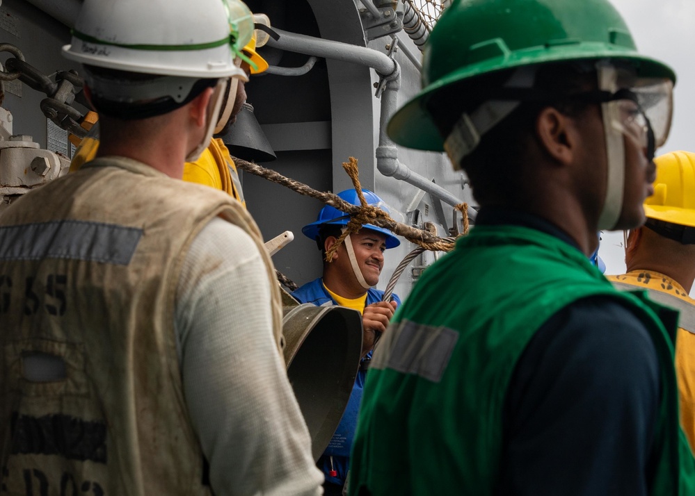 USS Leyte Gulf refueling at sea.