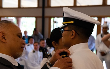 Strength in Differences: UW NROTC Commissions 20 Officers