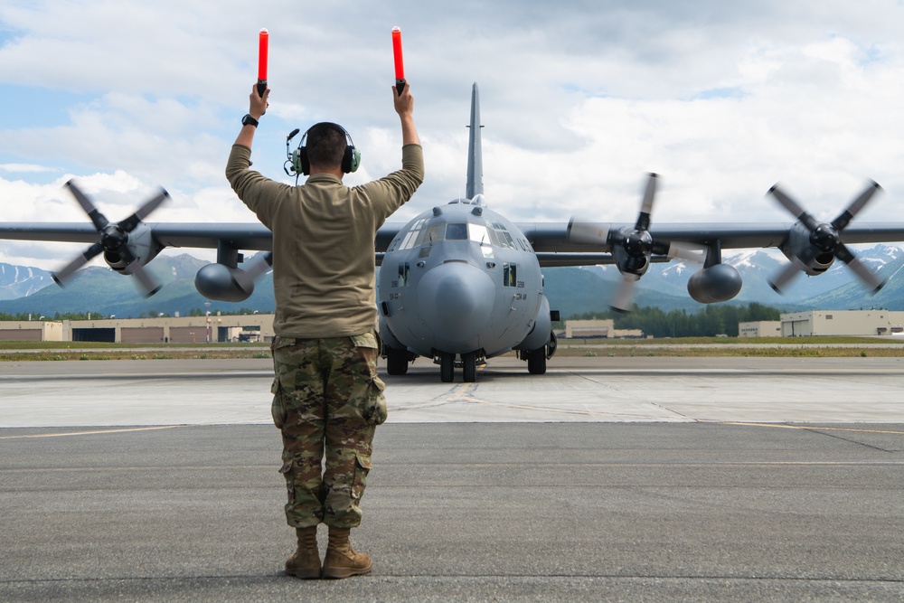 934th AMXS and 96th AS keep planes in the air during RFA 22-2