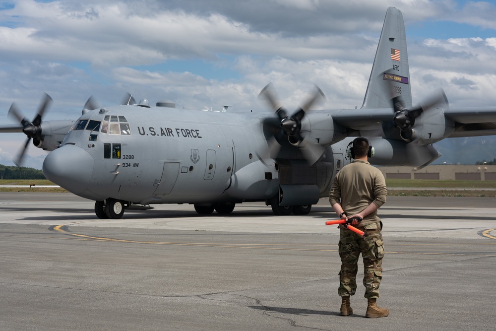 934th MXG Supports RF 22-2 Mission