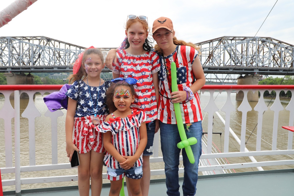 Gold Star Families enjoy Riverboat ride