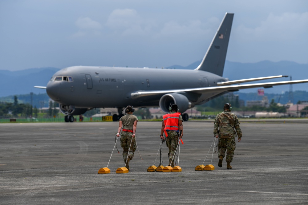 Yokota supports McConnell Air Force Base with a hot-pit refuel
