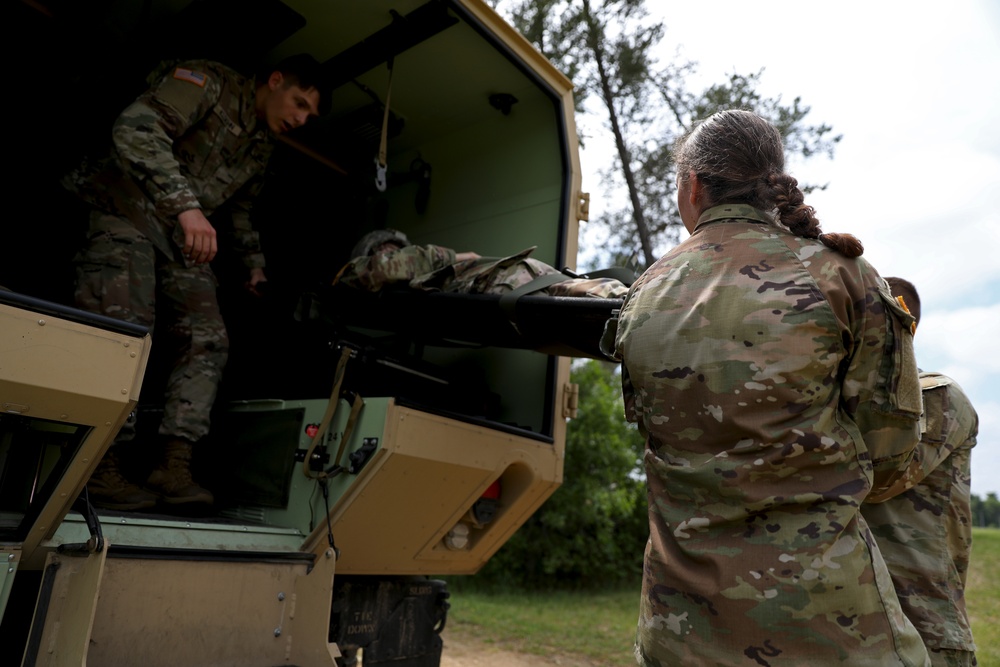 Red Arrow Combat Medics Conduct Joint Training