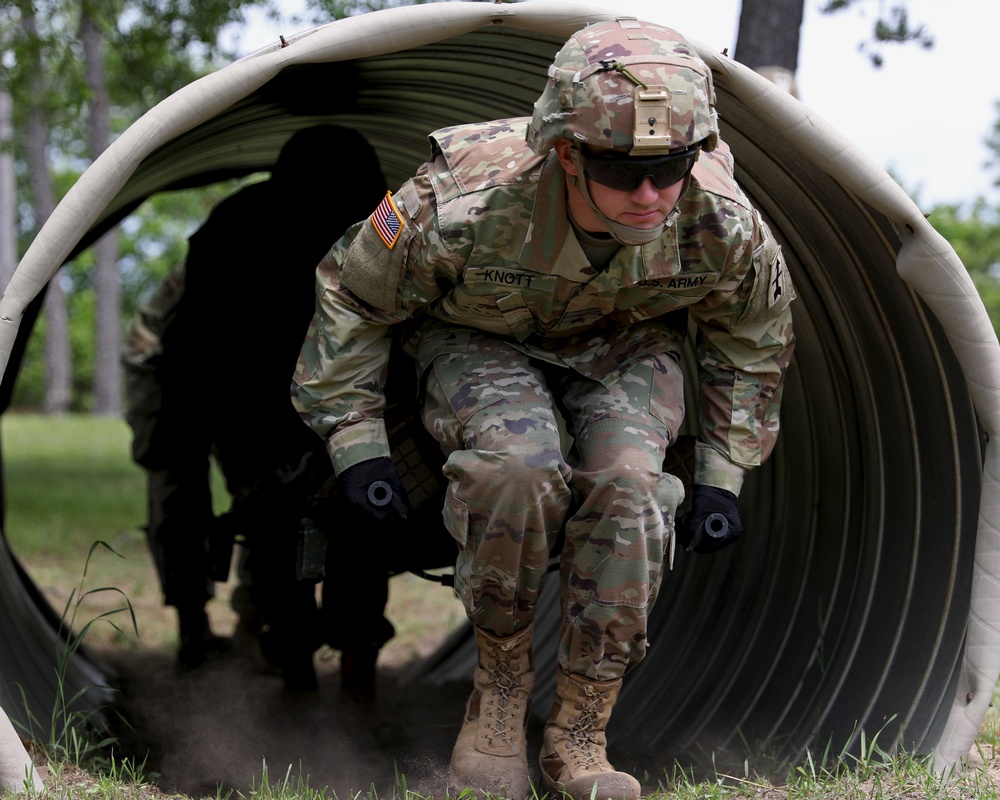 Red Arrow Combat Medics Conduct Joint Training