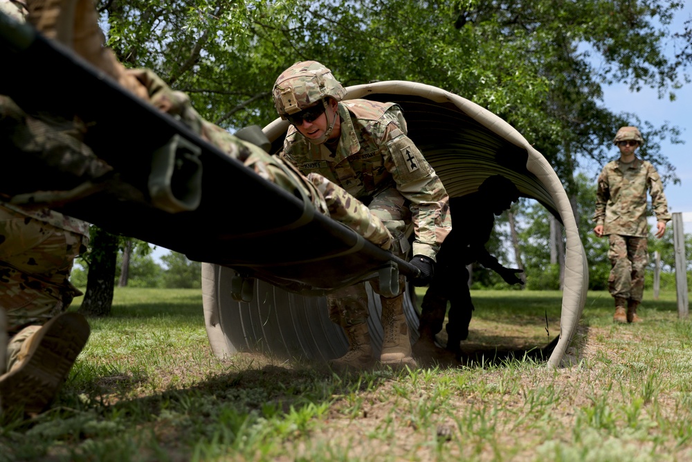 Red Arrow Combat Medics Conduct Joint Training