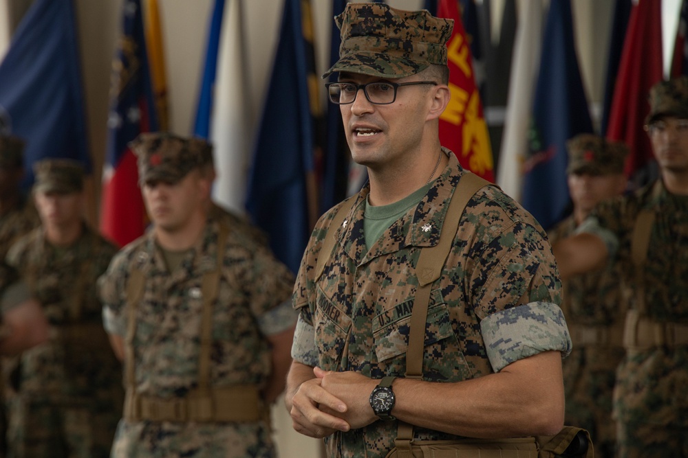 3rd Landing Support Battalion conducts a change of command ceremony