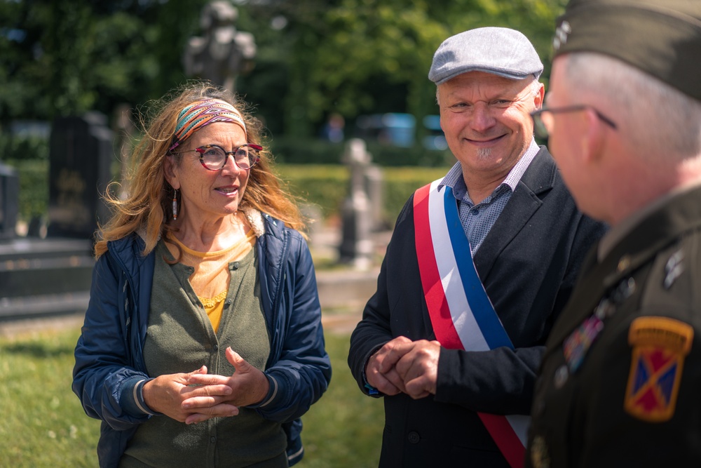 78 years to the day: Descendants of woman who saved the lives of three paratroopers on D-Day share family’s story