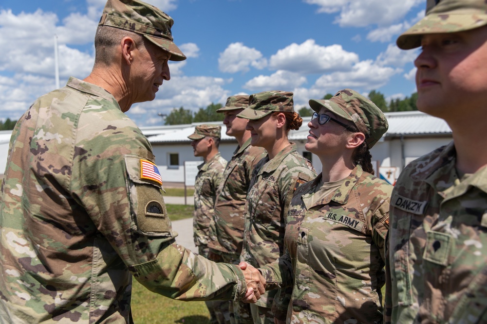 NGB Chief visits Joint Multinational Training Group - Ukraine's Task Force Gator