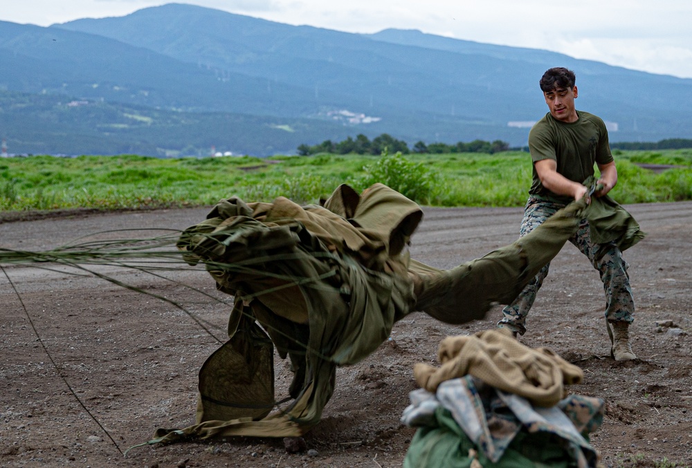 CLB-4 Marines conduct Air Delivery Operations during Exercise Shinka 22.1