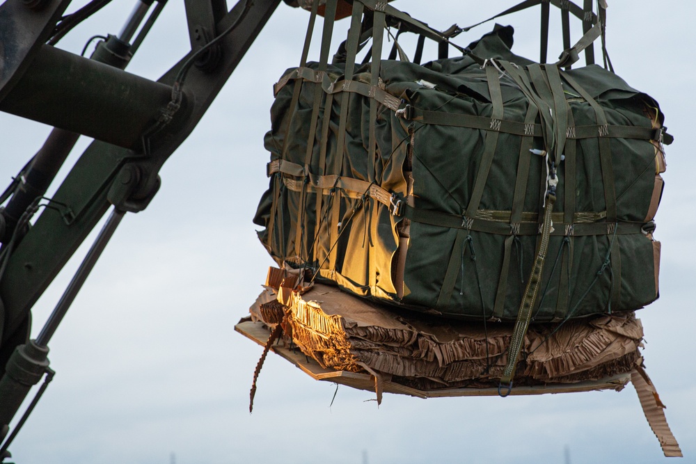 CLB-4 Marines conduct Air Delivery Operations during Exercise Shinka 22.1