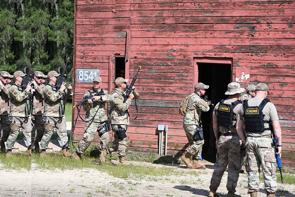 Fort Dix –   421st CTS (Combat Training Squadron) – MOUT/FIBUA