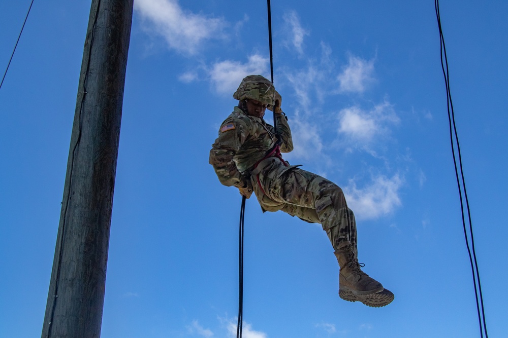 DVIDS - News - Army ROTC Cadets Complete Rappel and Obstacles