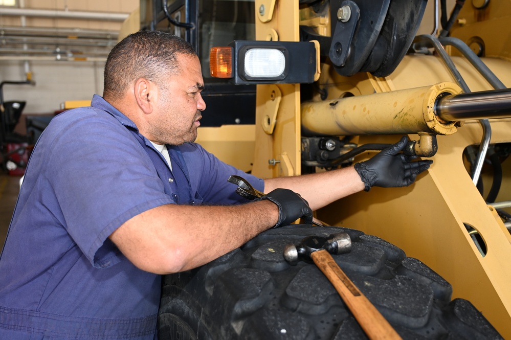 Photo of Civilian Vehicle Maintenance Specialist