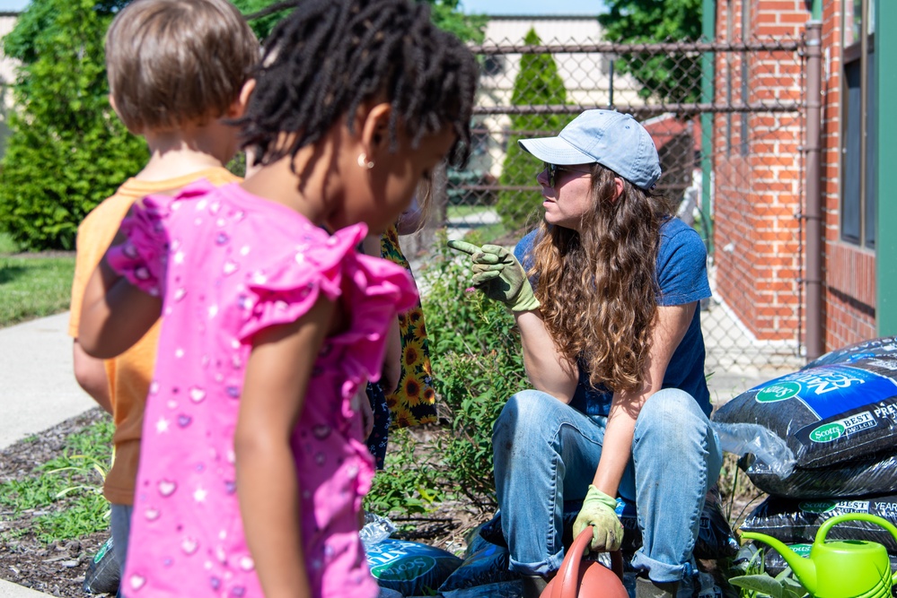 DSCC Child Development Center garden teaches children about science and cooperation