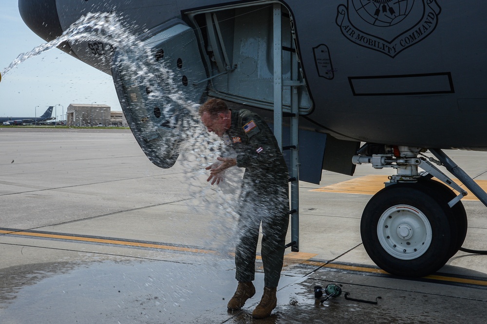 6 ARW commander takes flight one last time at MacDill AFB