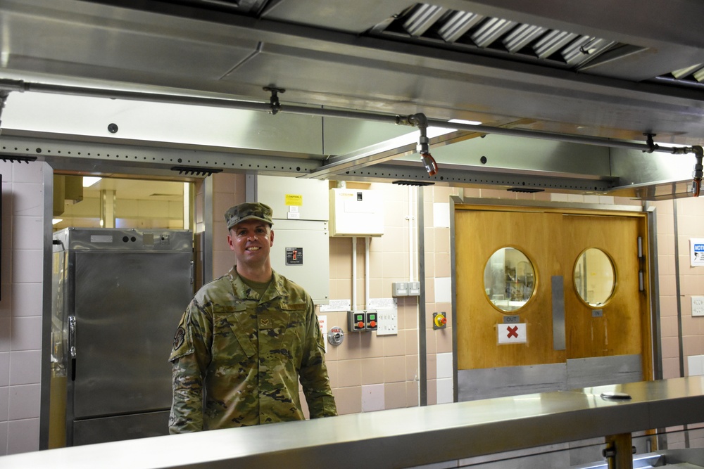 442d FSS takes over at RAF Mildenhall dining facility