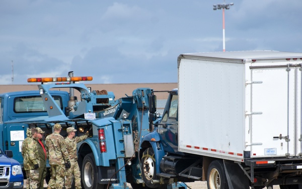 442d vehicle ops trains on rescuing stranded vehicles