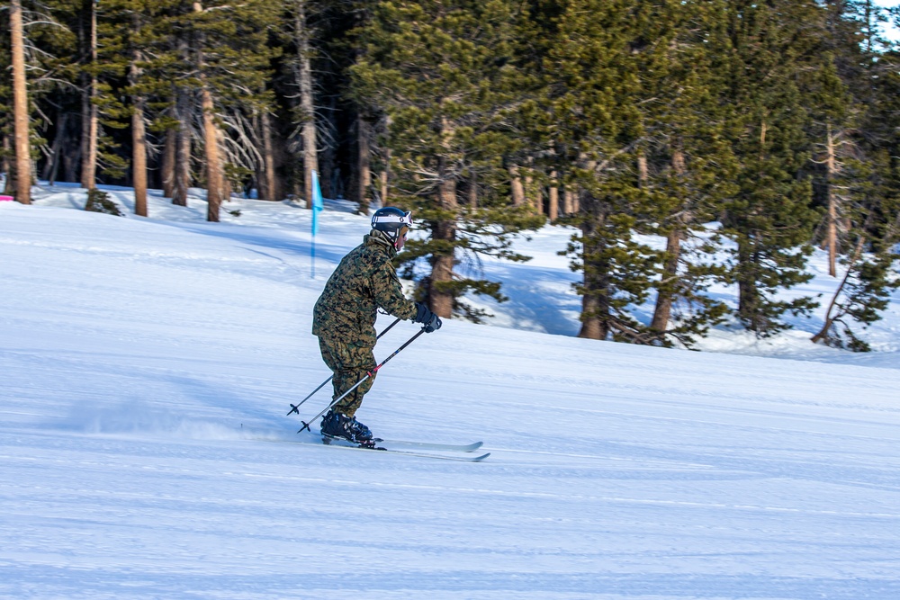 Bridgeport Marines learn downhill skiing techniques