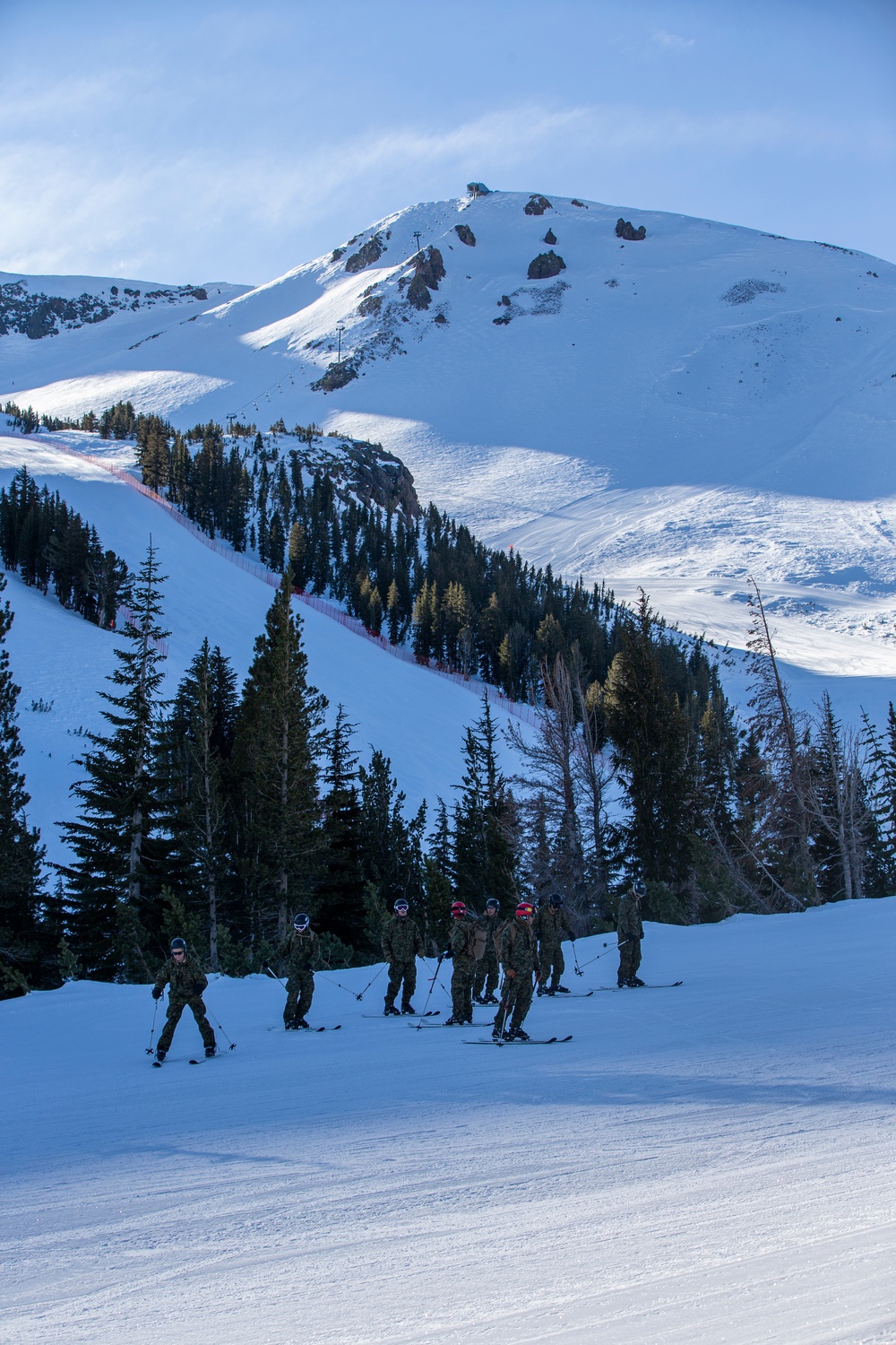 DVIDS - Images - Bridgeport Marines learn downhill skiing techniques ...