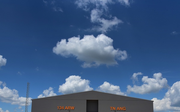 134th ARW opens $31 million hangar, vies for next-gen refueling tanker