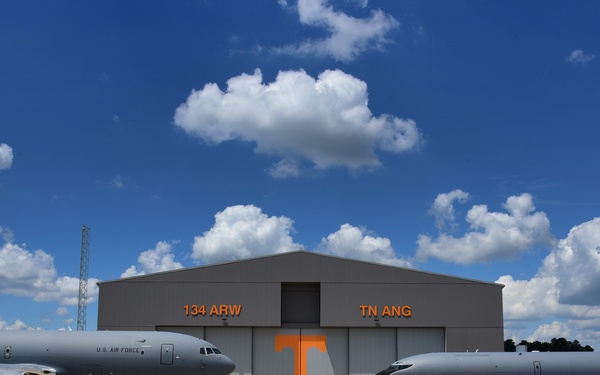 134th ARW opens $31 million hangar, vies for next-gen refueling tanker