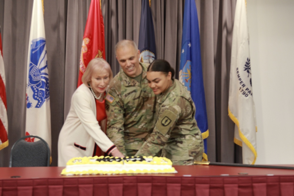 Professional Education Center Celebrates the Army Birthday with Distinguished Vistors During Cyber Shield 2022.