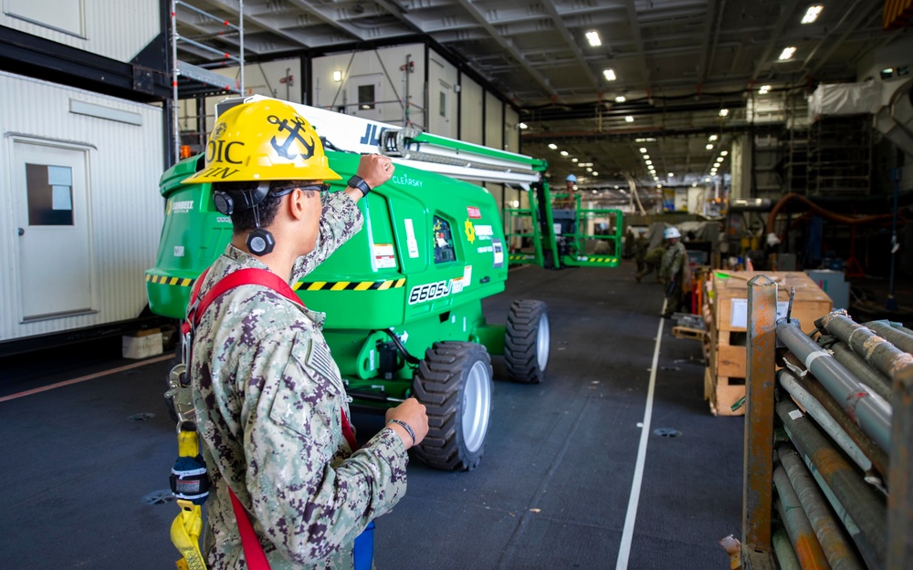 USS Carl Vinson (CVN 70 Sailors Work In-Port